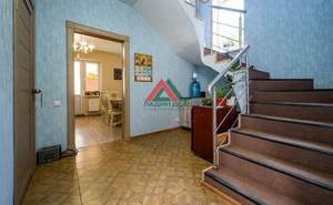 Дом 133м&sup2;, 2-этажный, участок 4 сот.  