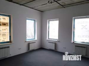 Дом 247м&sup2;, 2-этажный, участок 4 сот.  