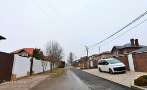 Дом 305м&sup2;, 2-этажный, участок 8 сот.  