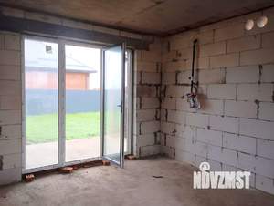 Дом 180м&sup2;, 2-этажный, участок 6 сот.  