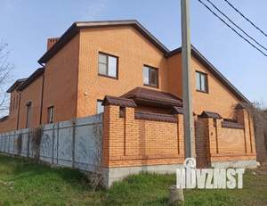 Дом 650м², 3-этажный, участок 8 сот.  
