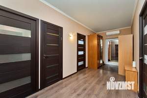 Дом 164м², 2-этажный, участок 4 сот.  