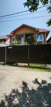 Дом 250м&sup2;, 2-этажный, участок 5 сот.  