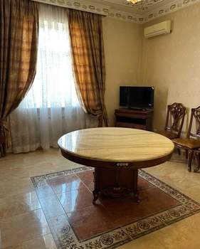 Дом 270м&sup2;, 2-этажный, участок 8 сот.  