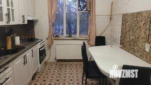 Дом 220м², 2-этажный, участок 10 сот.  