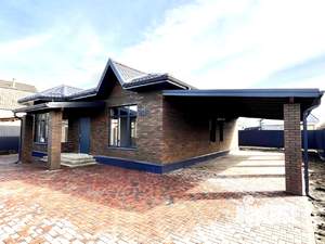 Коттедж 150м&sup2;, 1-этажный, участок 6 сот.  