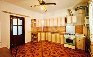 Дом 200м², 2-этажный, участок 10 сот.  