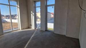 Дом 200м&sup2;, 2-этажный, участок 6 сот.  