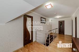 Дом 251м², 2-этажный, участок 14 сот.  