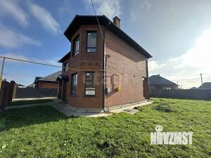 Дом 180м&sup2;, 2-этажный, участок 6 сот.  