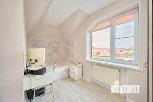 Дом 359м&sup2;, 2-этажный, участок 5 сот.  