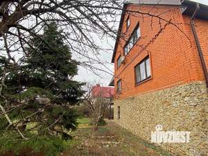 Дом 327м&sup2;, 3-этажный, участок 12 сот.  