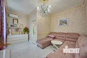 Дом 508м&sup2;, 3-этажный, участок 5 сот.  