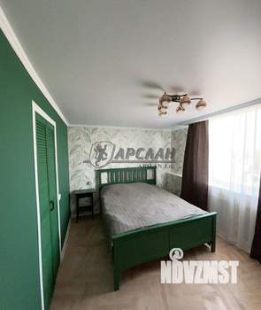 Дом 209м², 3-этажный, участок 15 сот.  