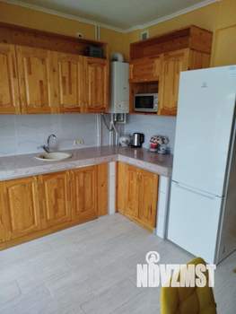 Коттедж 200м&sup2;, 2-этажный, участок 4 сот.  