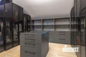 Дом 256м², 2-этажный, участок 7 сот.  