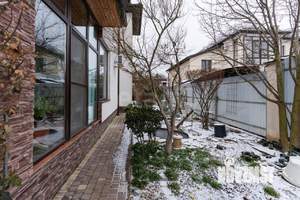 Дом 341м&sup2;, 2-этажный, участок 8 сот.  