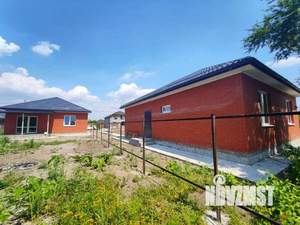 Дом 95м&sup2;, 2-этажный, участок 6 сот.  