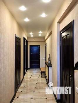 Дом 187м&sup2;, 2-этажный, участок 8 сот.  