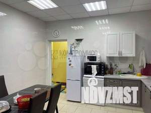 Дом 145м&sup2;, 2-этажный, участок 4 сот.  