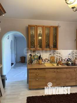 Дом 214м&sup2;, 3-этажный, участок 0 сот.  