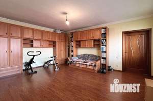 Дом 172м², 2-этажный, участок 6 сот.  