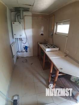 Дом 40м&sup2;, 2-этажный, участок 4 сот.  