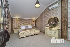 Дом 203м&sup2;, 2-этажный, участок 5 сот.  