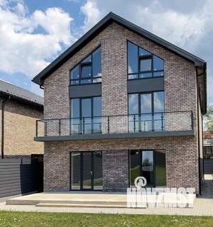 Дом 117м&sup2;, 2-этажный, участок 5 сот.  