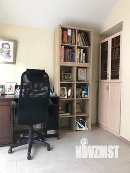 Дом 156м&sup2;, 2-этажный, участок 6 сот.  