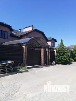 Дом 178м², 2-этажный, участок 3 сот.  