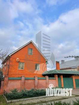 Дом 208м&sup2;, 3-этажный, участок 6 сот.  