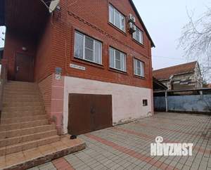 Дом 277м&sup2;, 3-этажный, участок 12 сот.  