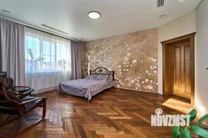 Дом 252м&sup2;, 2-этажный, участок 8 сот.  