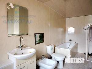 Дом 180м&sup2;, 2-этажный, участок 6 сот.  