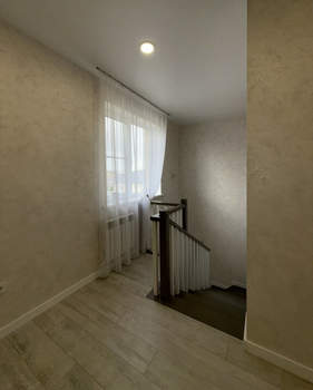 Дом 124м&sup2;, 2-этажный, участок 4 сот.  