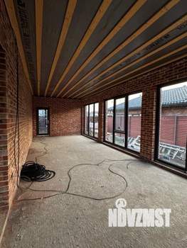 Дом 280м&sup2;, 2-этажный, участок 6 сот.  