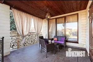 Дом 412м&sup2;, 3-этажный, участок 6 сот.  