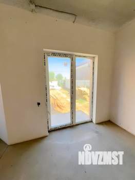 Дом 136м&sup2;, 2-этажный, участок 4 сот.  