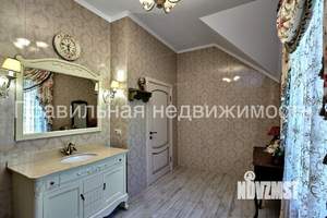 Дом 230м&sup2;, 2-этажный, участок 6 сот.  