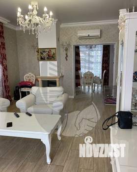 Дом 130м², 2-этажный, участок 8 сот.  