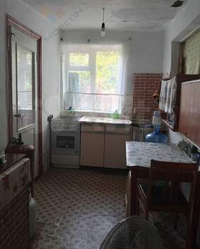 Дом 42м&sup2;, 1-этажный, участок 6 сот.  