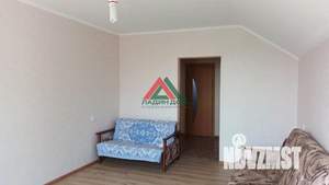 Дом 327м&sup2;, 2-этажный, участок 8 сот.  