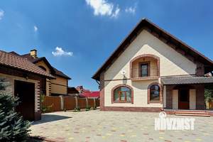 Дом 176м&sup2;, 2-этажный, участок 8 сот.  