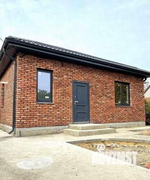 Дом 100м&sup2;, 2-этажный, участок 3 сот.  