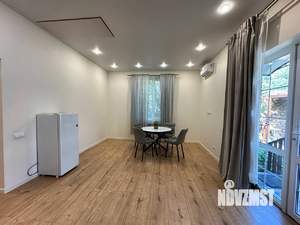 Дом 100м&sup2;, 1-этажный, участок 3 сот.  