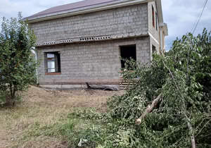 Дом 96м&sup2;, 2-этажный, участок 4 сот.  