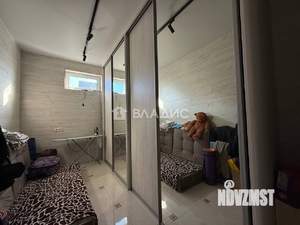 Дом 180м², 2-этажный, участок 5 сот.  
