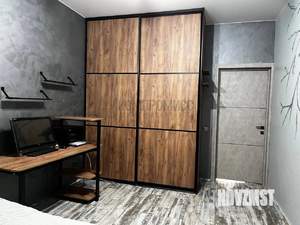 Дом 147м&sup2;, 2-этажный, участок 4 сот.  