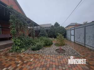 Дом 165м&sup2;, 2-этажный, участок 6 сот.  